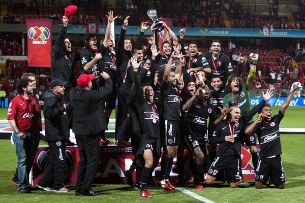 APERTURA 2012